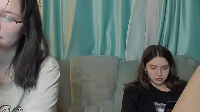 Snapshot of honey_love_honeyy chatting on 01-15-25, 08:58 honey love honeyy online show from 01-15-25, 08:58