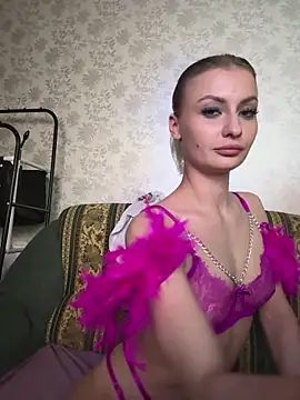 BeatriceXCute online show from 11-12-25, 10:52