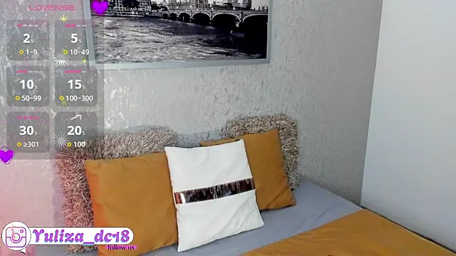 Luxury Woman online show from 12-16-25, 03:55