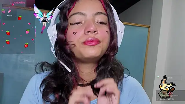 Lovelyamyy online show from 09-11-25, 02:17