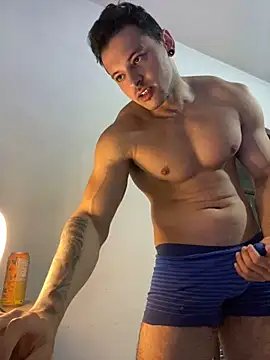 Snapshot of Lucasfit24 chatting on 03-22-25, 12:14 Lucasfit24 online show from 03-22-25, 12:14