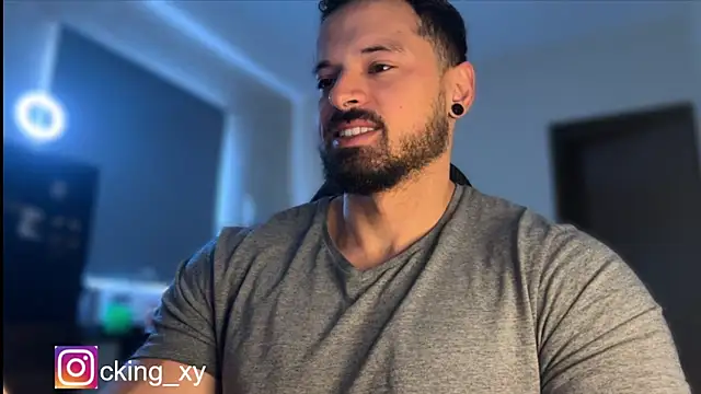 Snapshot of Lucasfit24 chatting on 10-20-25, 02:17 Lucasfit24 online show from 10-20-25, 02:17