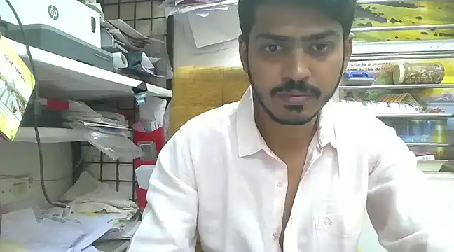 cute modell online show from 02-01-25, 07:36