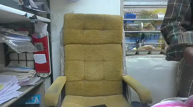 cute modell online show from 02-06-25, 10:48