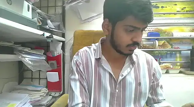 cute modell online show from 02-07-25, 07:40