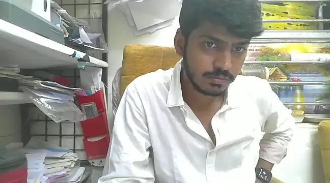 cute modell online show from 02-08-25, 12:28