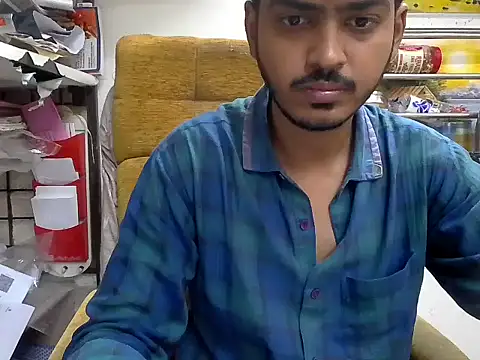 cute modell online show from 09-19-25, 12:50