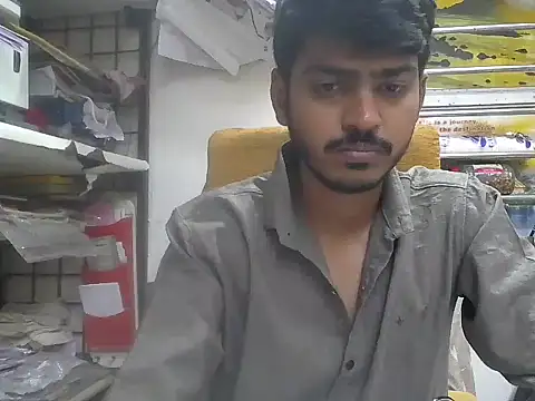 Snapshot of cute_modell chatting on 02-13-26, 11:50 cute modell online show from 02-13-26, 11:50