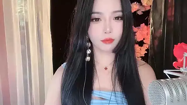 Snapshot of ying-love520 chatting on 03-12-25, 08:19 ying-love520 online show from 03-12-25, 08:19