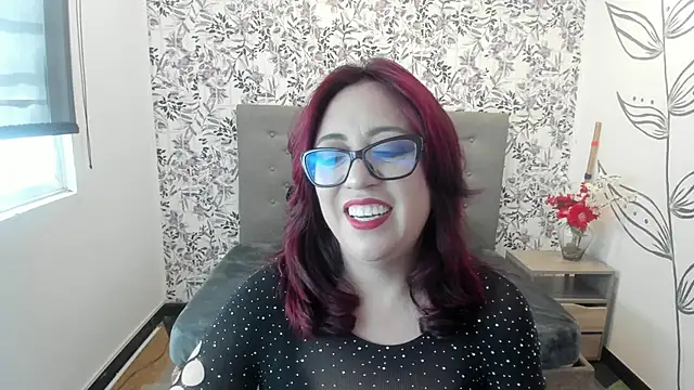 Victoria Adamns online show from 03-10-25, 02:37