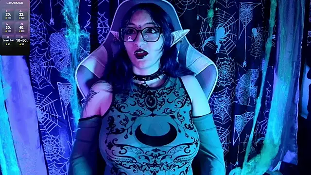 Snapshot of Kimlennox_ chatting on 10-25-25, 01:29 Kimlennox online show from 10-25-25, 01:29