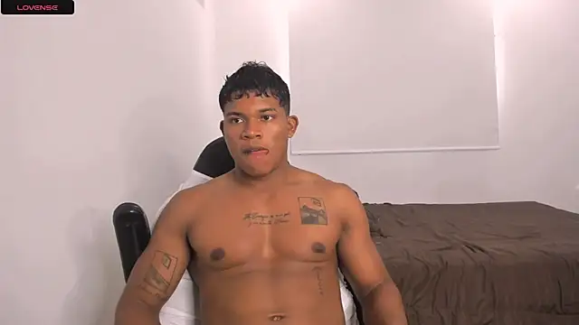 Snapshot of maxsteel177 chatting on 01-24-25, 10:51 maxsteel177 online show from 01-24-25, 10:51