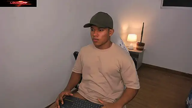 Snapshot of maxsteel177 chatting on 02-20-25, 01:57 maxsteel177 online show from 02-20-25, 01:57