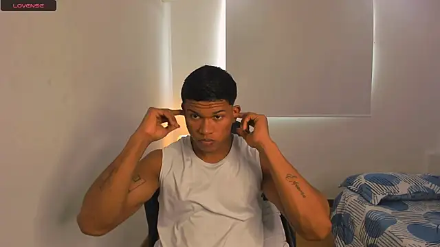 Snapshot of maxsteel177 chatting on 02-26-25, 08:11 maxsteel177 online show from 02-26-25, 08:11