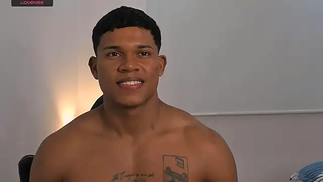 Snapshot of maxsteel177 chatting on 03-11-25, 03:16 maxsteel177 online show from 03-11-25, 03:16