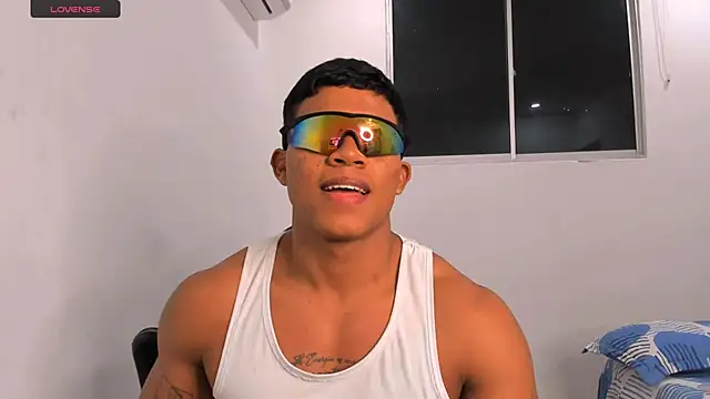 Snapshot of maxsteel177 chatting on 03-12-25, 12:10 maxsteel177 online show from 03-12-25, 12:10