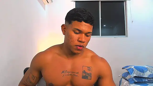 Snapshot of maxsteel177 chatting on 03-21-25, 03:12 maxsteel177 online show from 03-21-25, 03:12