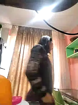 Snapshot of Rosanna_Rennie chatting on 01-19-25, 11:45 Rosanna Rennie online show from 01-19-25, 11:45