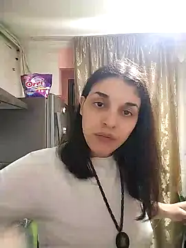 Snapshot of Rosanna_Rennie chatting on 02-12-25, 04:44 Rosanna Rennie online show from 02-12-25, 04:44