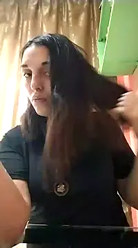 Snapshot of Rosanna_Rennie chatting on 02-18-25, 12:17 Rosanna Rennie online show from 02-18-25, 12:17