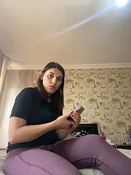 Snapshot of Rosanna_Rennie chatting on 02-25-25, 11:19 Rosanna Rennie online show from 02-25-25, 11:19