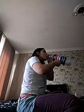 Snapshot of Rosanna_Rennie chatting on 03-01-25, 09:40 Rosanna Rennie online show from 03-01-25, 09:40