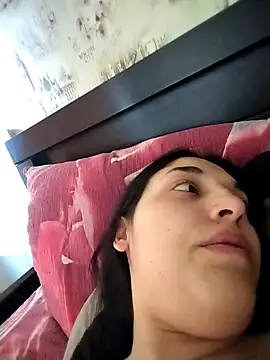 Snapshot of Rosanna_Rennie chatting on 03-05-25, 07:27 Rosanna Rennie online show from 03-05-25, 07:27