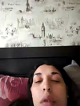 Snapshot of Rosanna_Rennie chatting on 03-07-25, 07:08 Rosanna Rennie online show from 03-07-25, 07:08