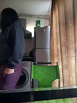 Snapshot of Rosanna_Rennie chatting on 03-11-25, 05:16 Rosanna Rennie online show from 03-11-25, 05:16