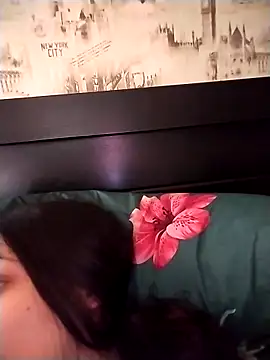 Snapshot of Rosanna_Rennie chatting on 03-21-25, 02:18 Rosanna Rennie online show from 03-21-25, 02:18