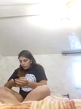 Snapshot of Rosanna_Rennie chatting on 09-25-25, 12:42 Rosanna Rennie online show from 09-25-25, 12:42