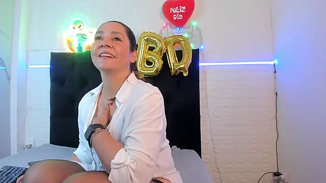 Snapshot of Miiss_eva chatting on 09-25-25, 11:58 Miiss eva online show from 09-25-25, 11:58