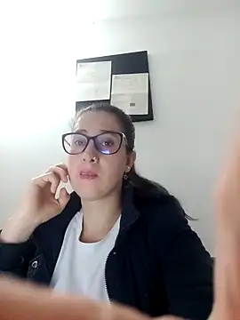 Snapshot of CHARLOTTE_1711 chatting on 02-24-25, 03:02 CHARLOTTE 1711 online show from 02-24-25, 03:02