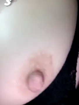 Snapshot of CHARLOTTE_1711 chatting on 03-11-25, 02:43 CHARLOTTE 1711 online show from 03-11-25, 02:43