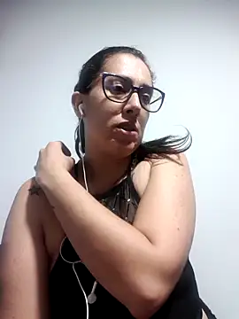 Snapshot of CHARLOTTE_1711 chatting on 11-07-25, 04:23 CHARLOTTE 1711 online show from 11-07-25, 04:23