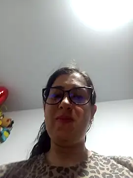 Snapshot of CHARLOTTE_1711 chatting on 12-05-25, 04:43 CHARLOTTE 1711 online show from 12-05-25, 04:43