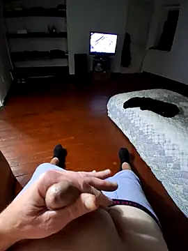 Snapshot of William1941 chatting on 11-01-25, 06:26 William1941 online show from 11-01-25, 06:26