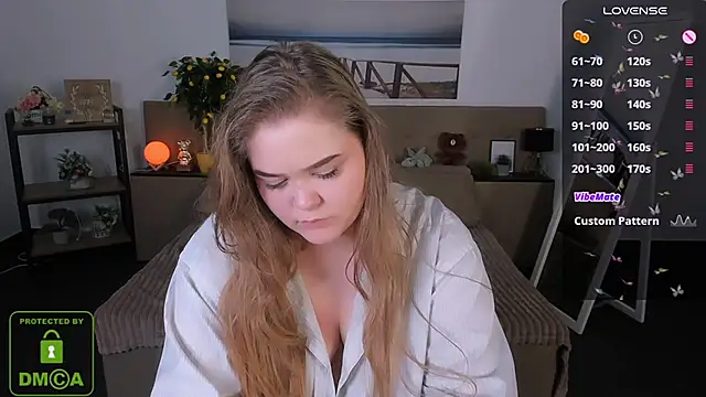 Snapshot of Erica__Alta chatting on 02-02-25, 02:48 Erica  Alta online show from 02-02-25, 02:48