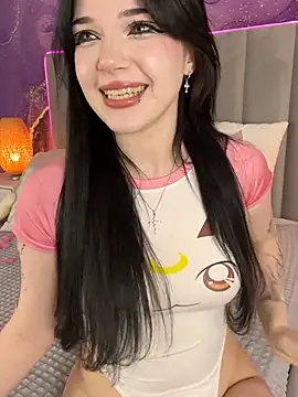 Snapshot of JessicaAddams chatting on 03-11-25, 03:12 JessicaAddams online show from 03-11-25, 03:12