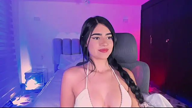 BellaaStorm online show from 10-22-25, 09:36