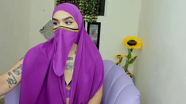 Maissa Alabi online show from 03-18-25, 07:31