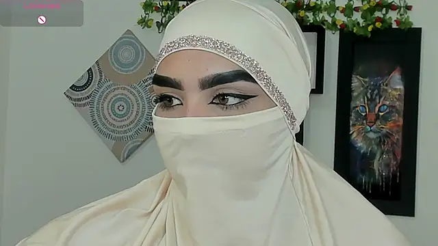 Maissa Alabi online show from 10-22-25, 09:47