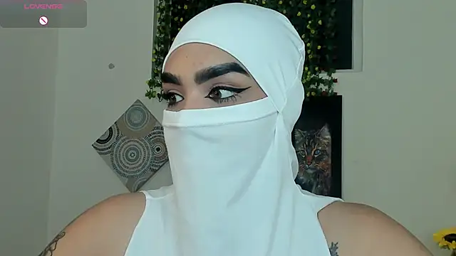 Maissa Alabi online show from 10-29-25, 06:53