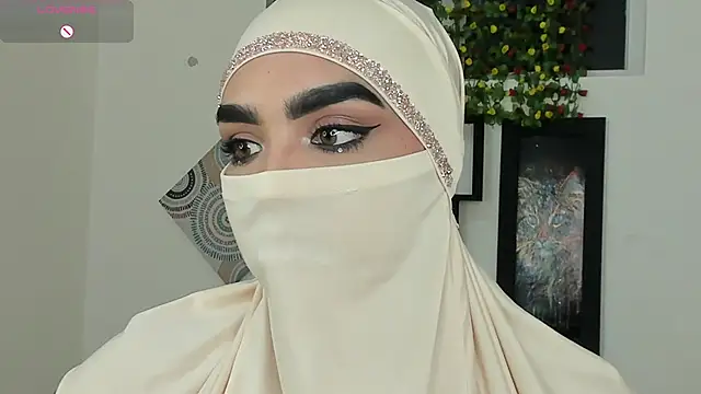 Maissa Alabi online show from 11-07-25, 07:47