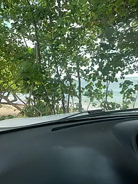 Snapshot of Lilymoonshow chatting on 02-06-25, 04:25 Lilymoonshow online show from 02-06-25, 04:25