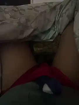 Snapshot of Lilymoonshow chatting on 02-18-25, 07:19 Lilymoonshow online show from 02-18-25, 07:19