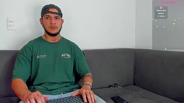 austinoficial online show from 10-21-25, 08:31
