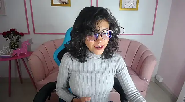 zoe ch  online show from 03-17-25, 09:34