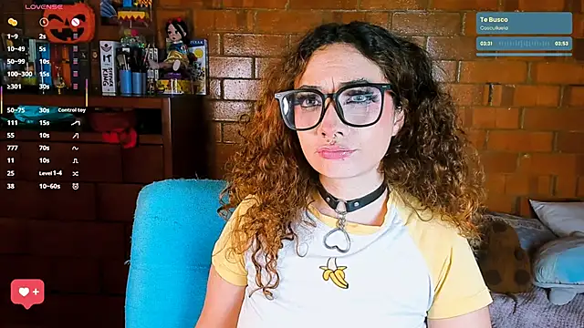 Annycolin  online show from 10-29-25, 02:36