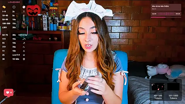 Annycolin  online show from 11-06-25, 04:46